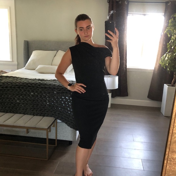 Jarlo | Cold Shoulder Pencil Dress - fits like size 8 - Picture 2 of 8